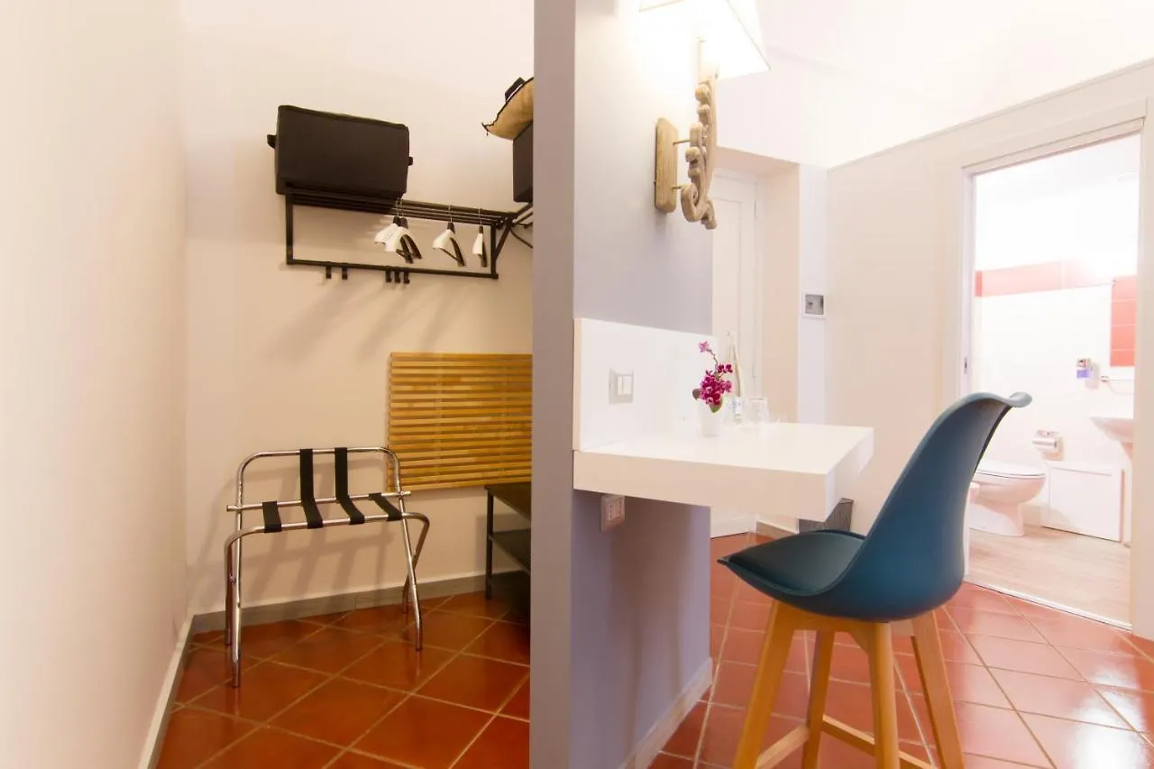 Bed and Breakfast Residenza Normanna Palermo 2*,  Italia