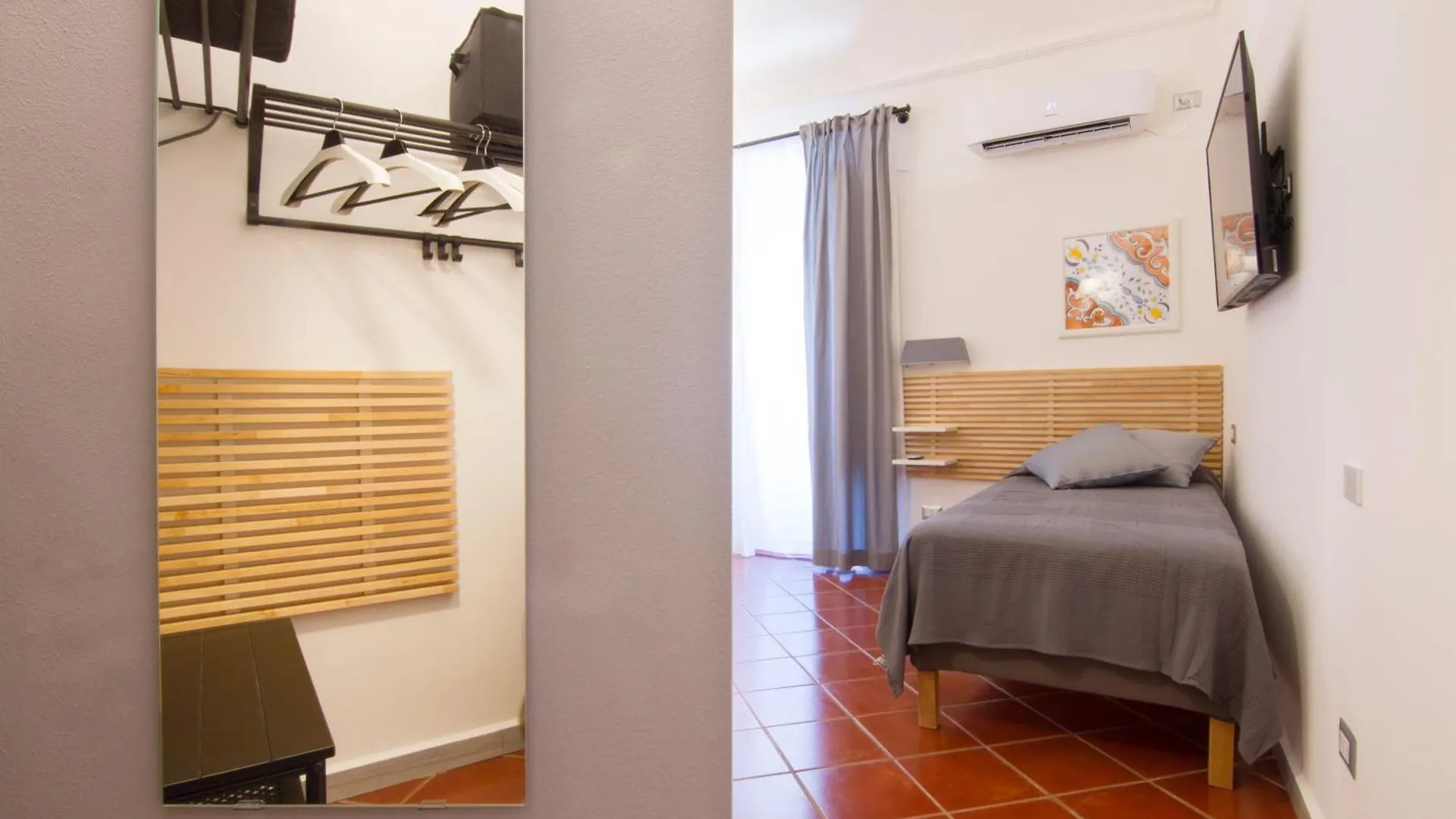 Residenza Normanna Bed and Breakfast Palermo 2*,