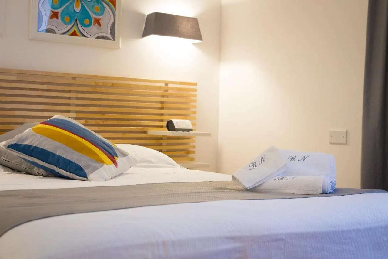 Residenza Normanna Bed and Breakfast Palermo 2*,